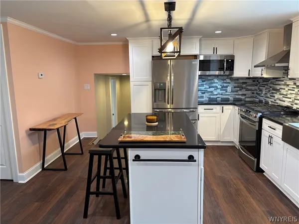 $349,900 | 5258 Chestnut Ridge Road, Orchard Park, NY 14127