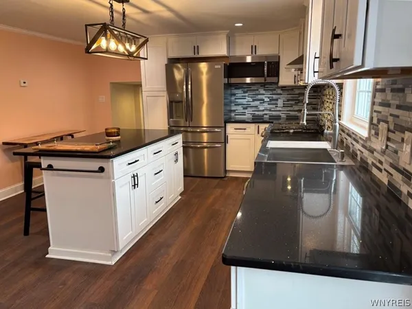 $349,900 | 5258 Chestnut Ridge Road, Orchard Park, NY 14127