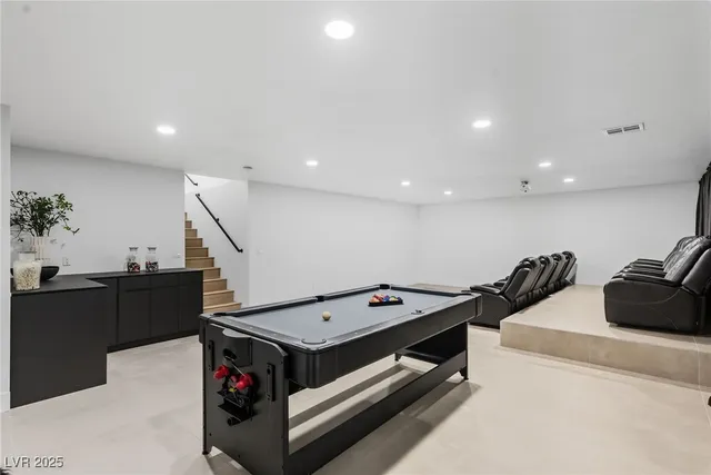 $1,900,000 | 8717 Kingship Court, Las Vegas, NV 89129