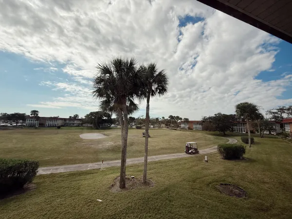 $1,485 | 106 Spring Lake Court, Unit 201, Vero Beach, FL 32962