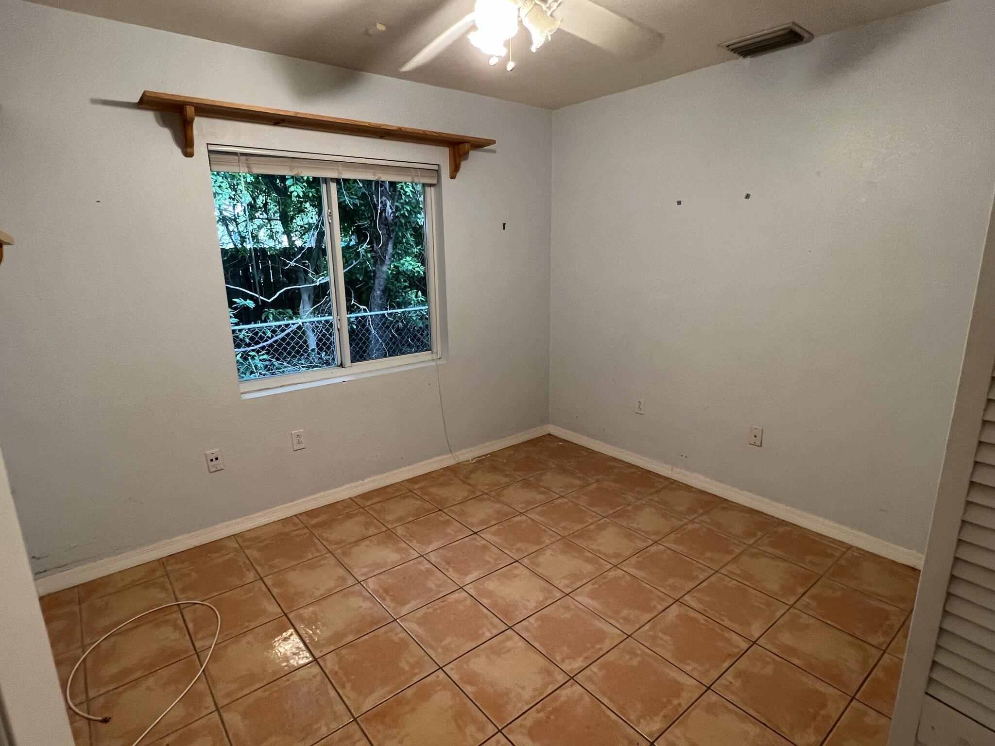 805 Madrid Road Key Largo, FL 33037 - Photo 16 of 31 Bedroom 2
