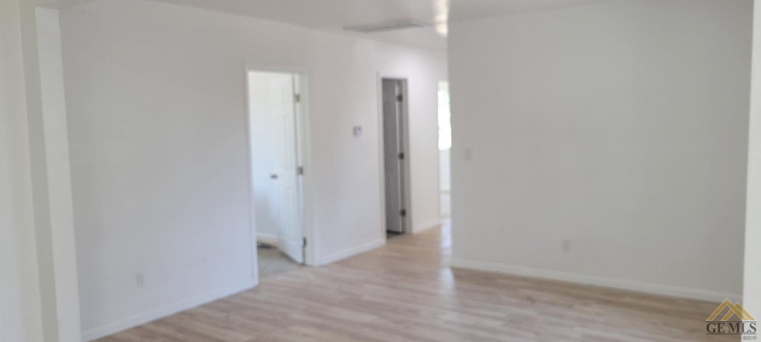 Undisclosed Address Bakersfield, CA 93308 - Photo 6 of 15 a view of an empty room