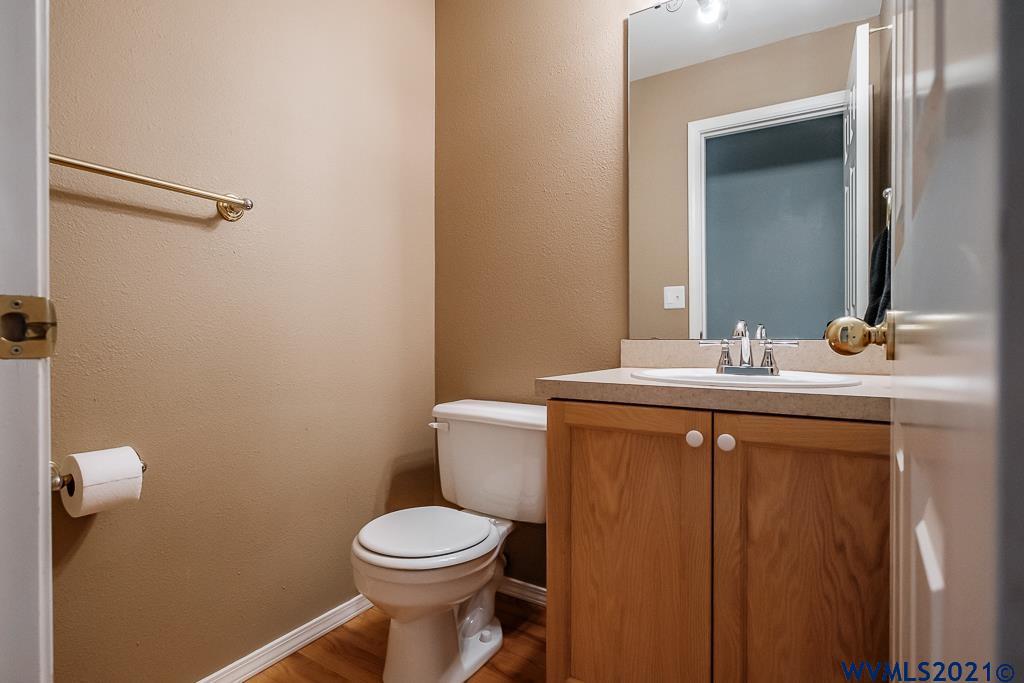 1612 Southwest Elk Circle, Unit CL Albany, OR 97321 - Photo 16 of 39 Gallery Image 16