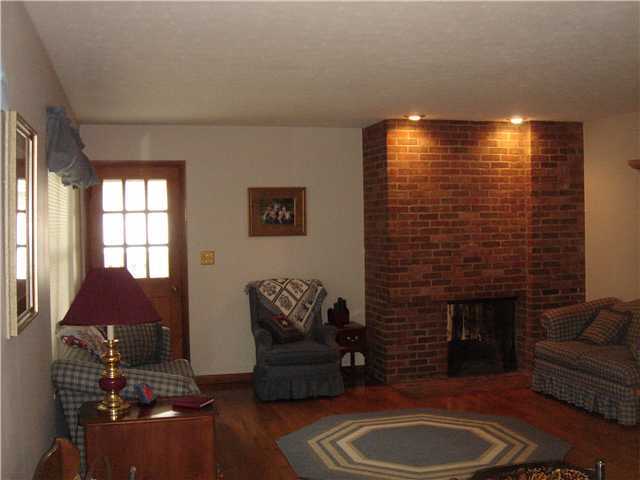 3950 Reed Road Columbus, OH 43220 - Photo 12 of 24 Gallery Image 12