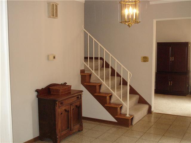 3950 Reed Road Columbus, OH 43220 - Photo 5 of 24 Gallery Image 5