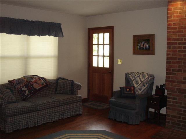 3950 Reed Road Columbus, OH 43220 - Photo 10 of 24 Gallery Image 10