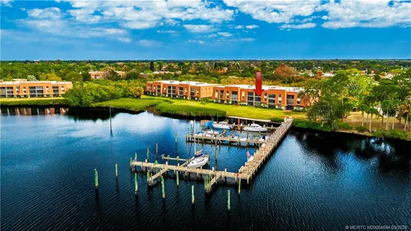 $325,000 | 3100 Southeast Pruitt Road, Unit E203, Port St. Lucie, FL 34952