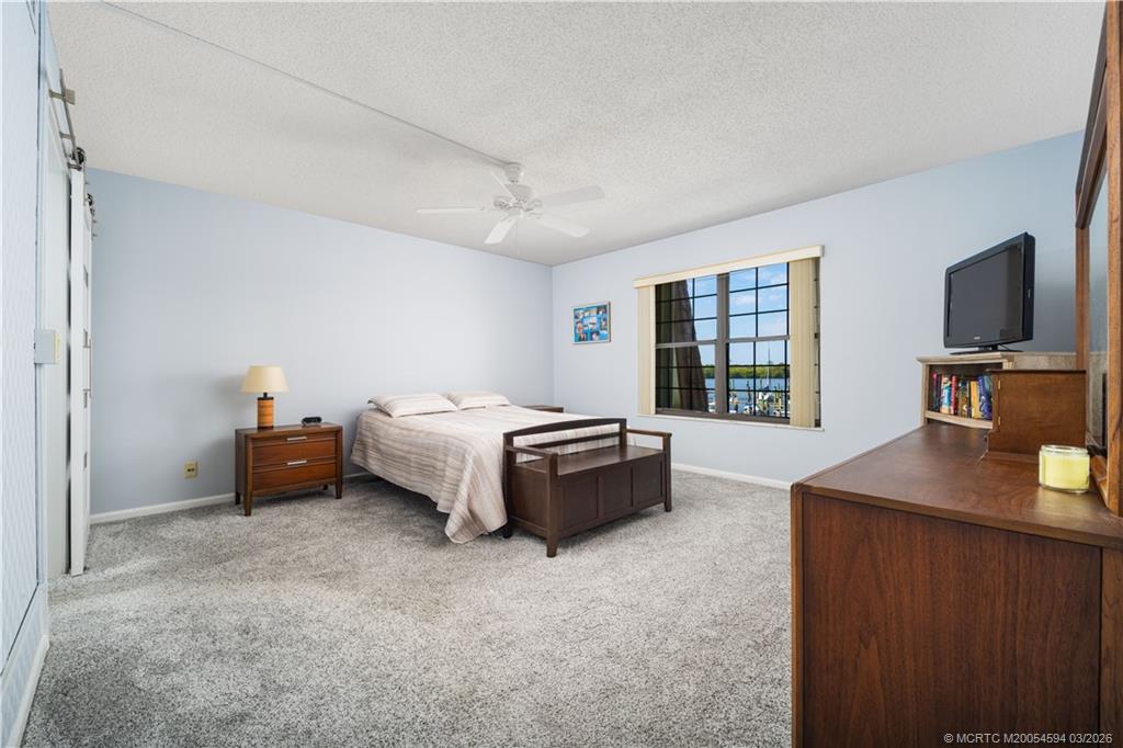 3100 Southeast Pruitt Road, Unit E203 Port St. Lucie, FL 34952 - Photo 16 of 36 Spacious area for large furniture.