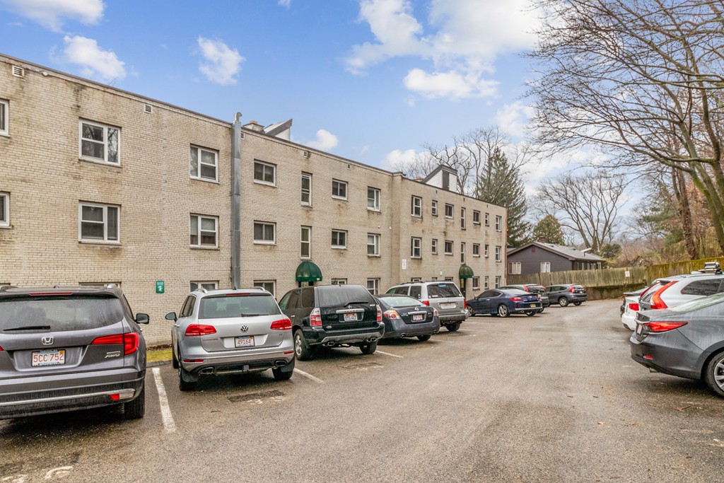 99 Chestnut Street, Unit 2 Brookline, MA 02445 - Photo 20 of 20