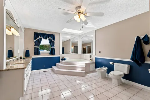 $749,900 | 1004 Longview Drive, Hendersonville, TN 37075
