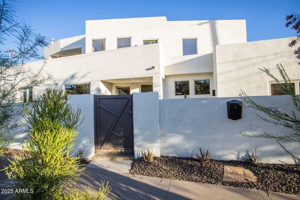 $865,000 | 2257 North 16th Avenue, Phoenix, AZ 85007