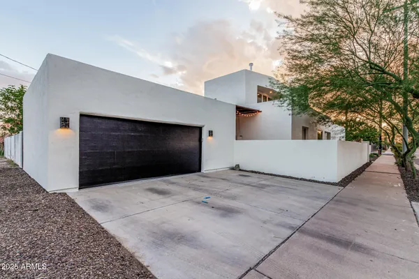 $865,000 | 2257 North 16th Avenue, Phoenix, AZ 85007