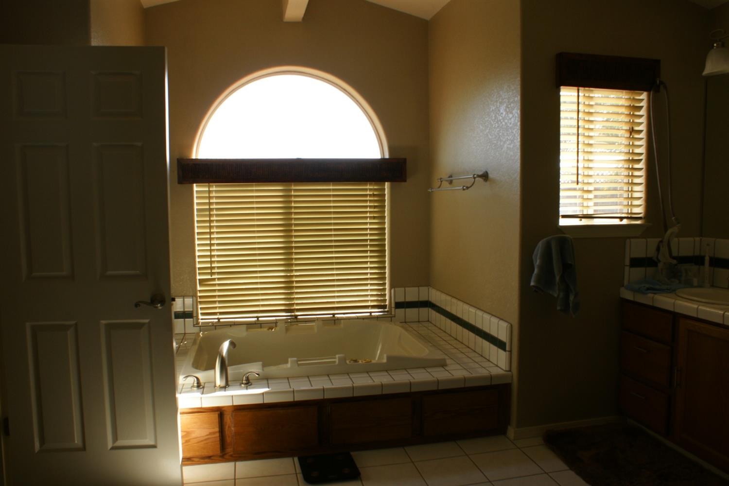 14819 Skyview Road Madera, CA 93636 - Photo 25 of 37 Gallery Image 25
