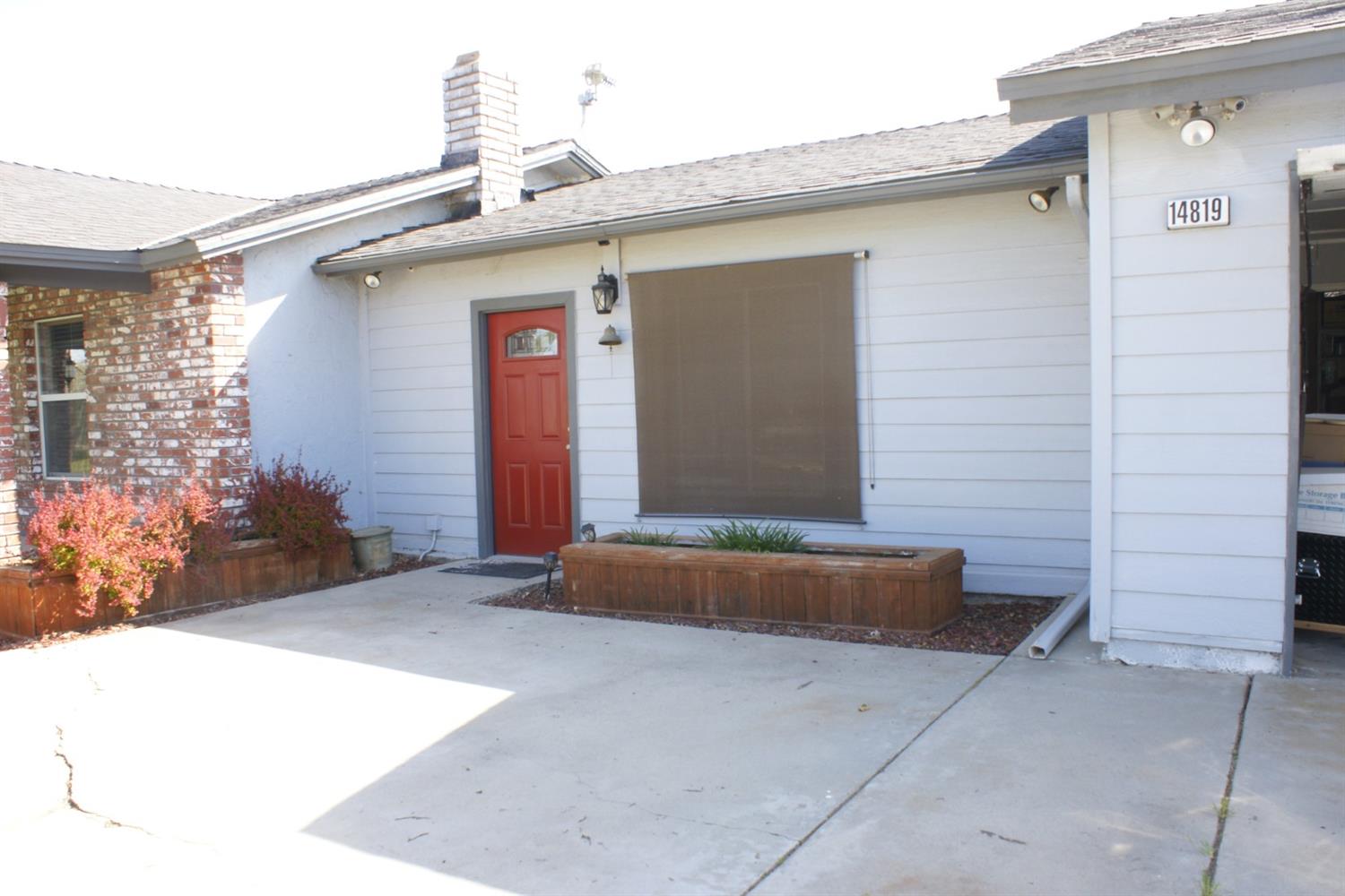 14819 Skyview Road Madera, CA 93636 - Photo 5 of 37 Gallery Image 5