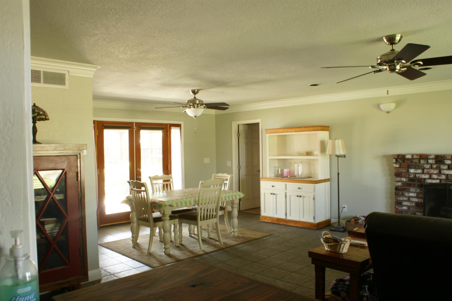 14819 Skyview Road Madera, CA 93636 - Photo 8 of 37 Gallery Image 8