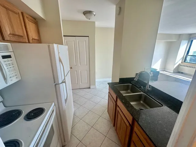 a view of light board with yellow walls