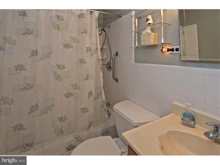542 Greystone Road Ambler, PA 19002 - Photo 13 of 21 Bathroom