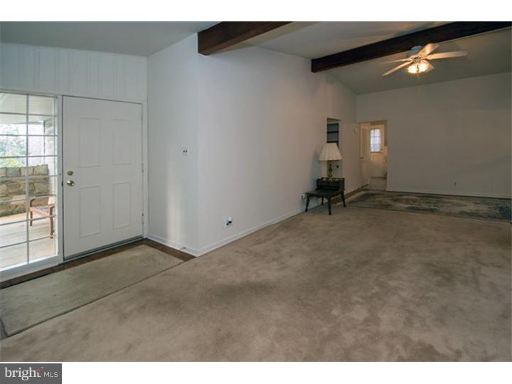 542 Greystone Road Ambler, PA 19002 - Photo 5 of 21 Living Room