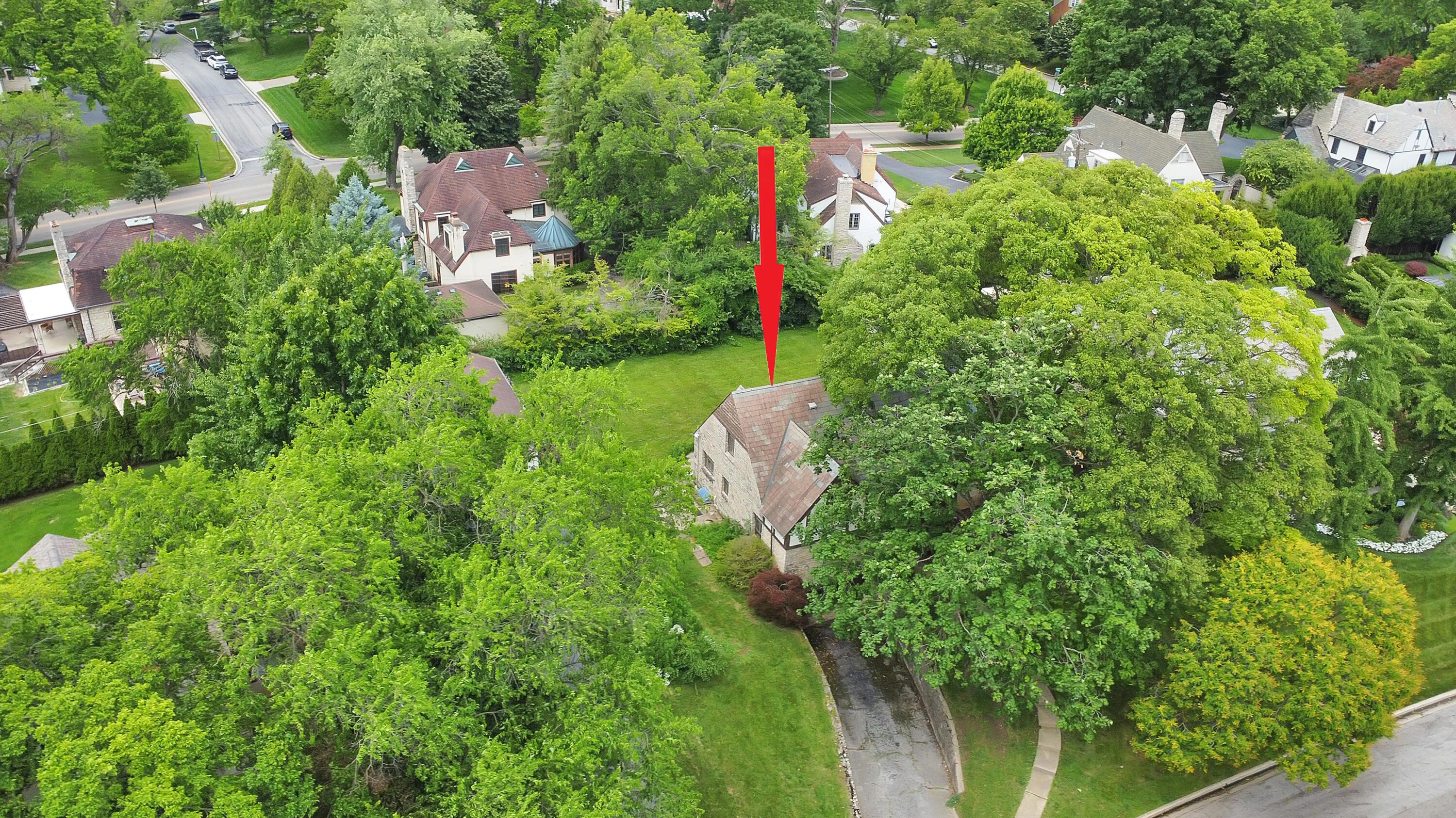 2050 Upper Chelsea Road Columbus, OH 43221 - Photo 5 of 62