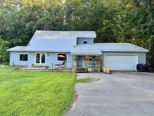 $268,000 | 9462 East Colby Road, Crystal, MI 48818