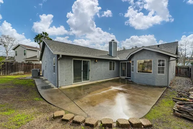 a view of backyard of house