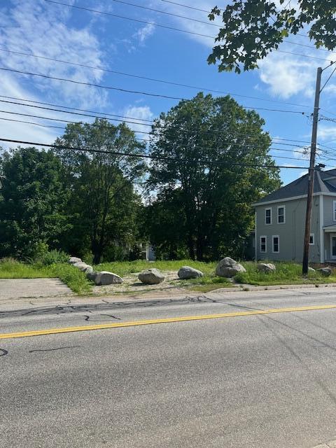 58 Pleasant Street Springvale, ME 04083 - Photo 2 of 5 IMG_0699