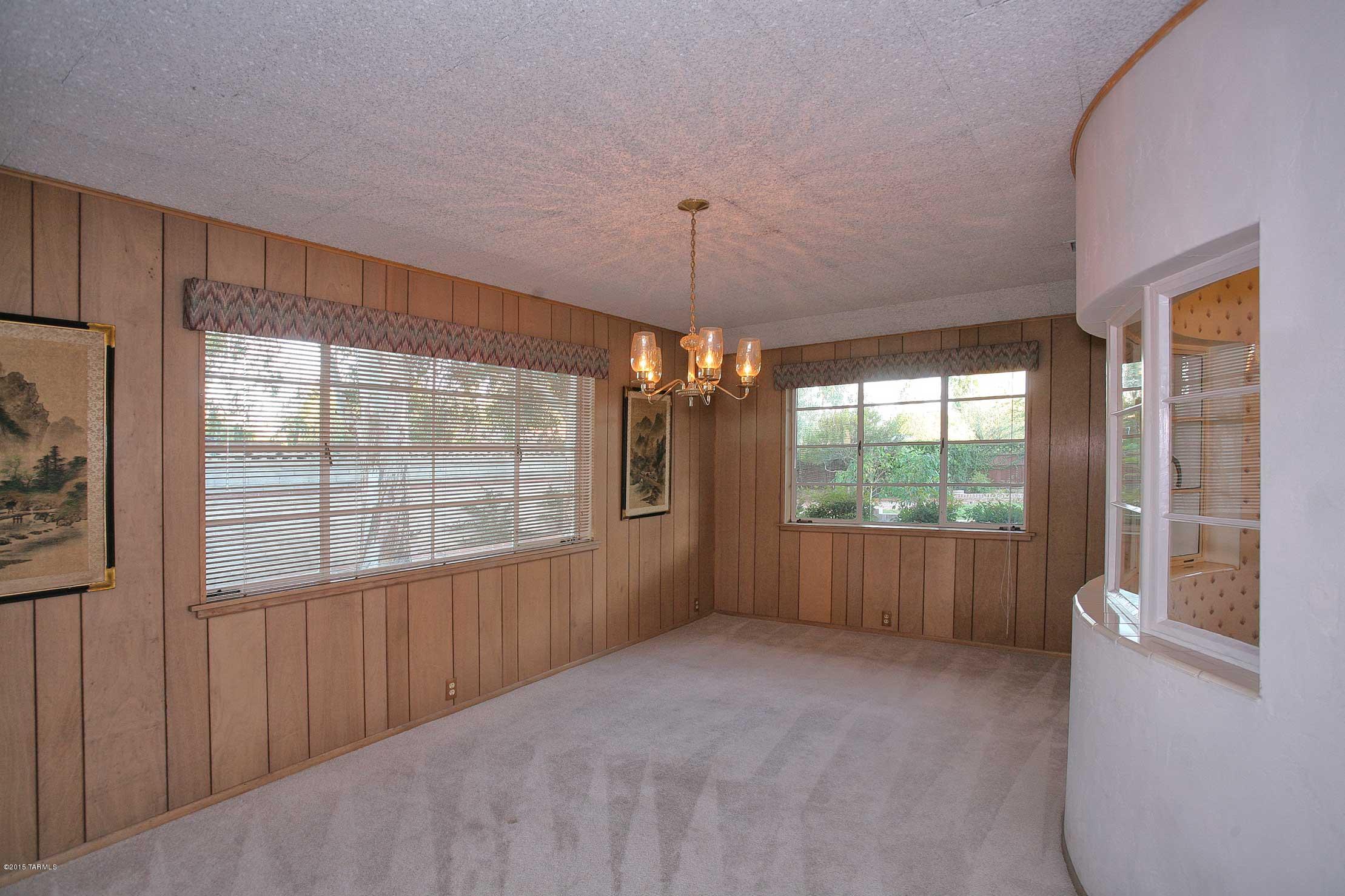 2408 East Lind Road Tucson, AZ 85719 - Photo 5 of 33 Gallery Image 5