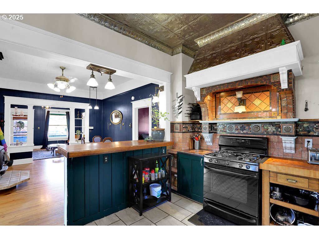 1132 Ash Avenue Cottage Grove, OR 97424 - Photo 13 of 48