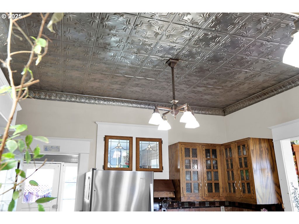 1132 Ash Avenue Cottage Grove, OR 97424 - Photo 15 of 48