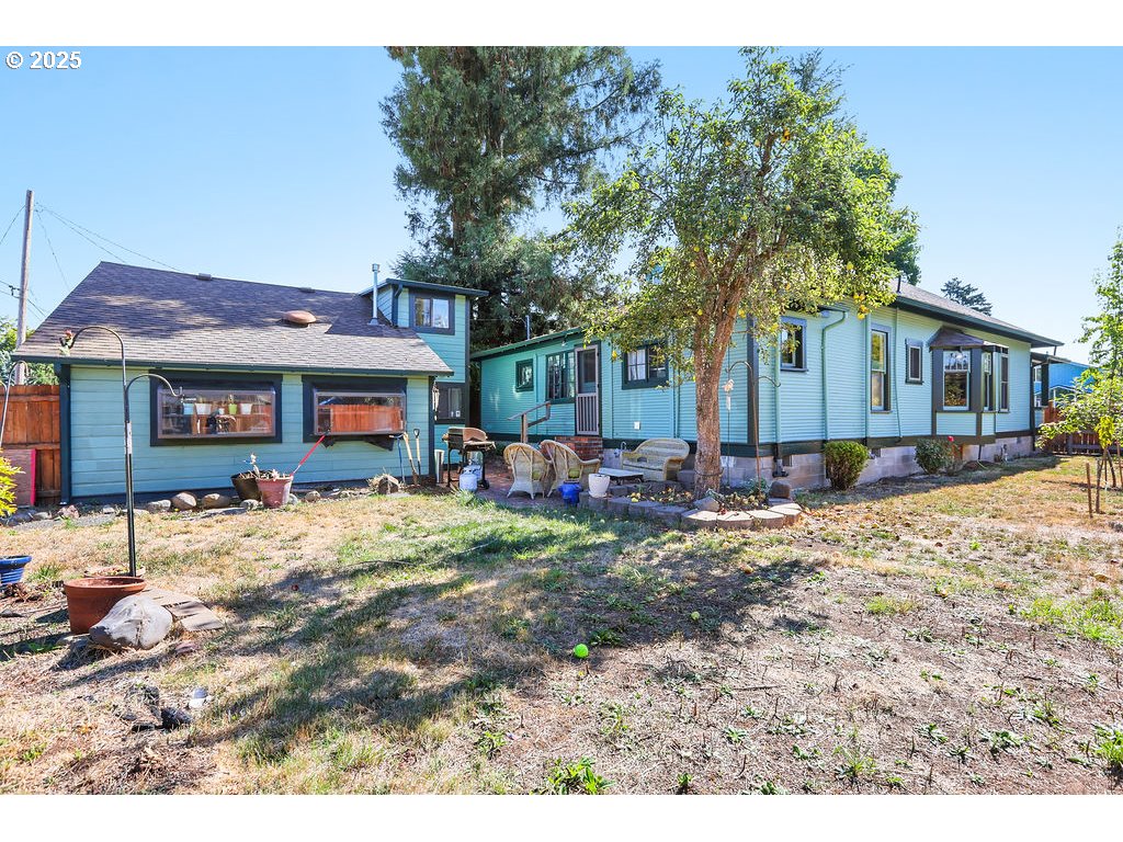 1132 Ash Avenue Cottage Grove, OR 97424 - Photo 42 of 48