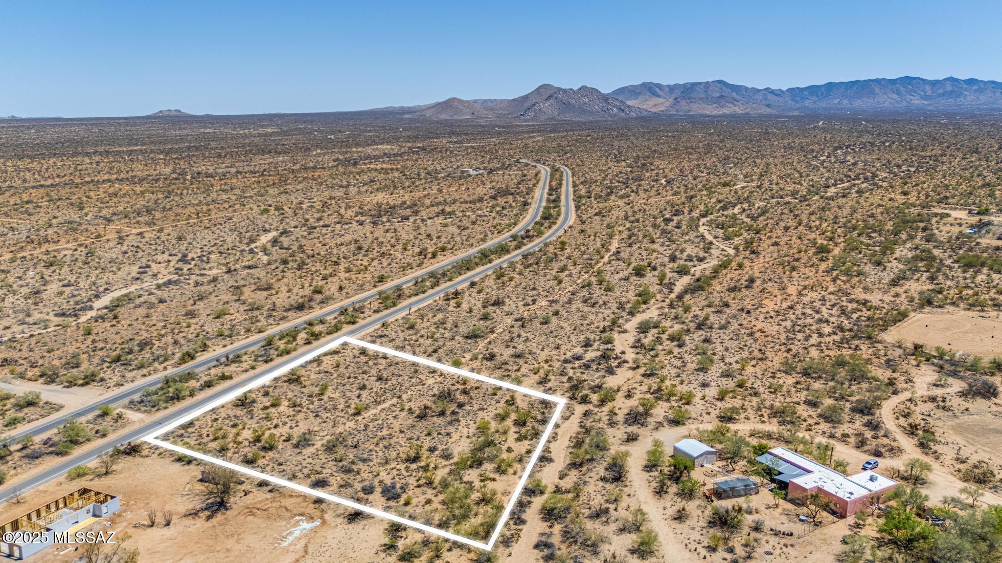 15635 West Diamond Bell Ranch Road, Unit 371 Tucson, AZ 85736 - Photo 1 of 11