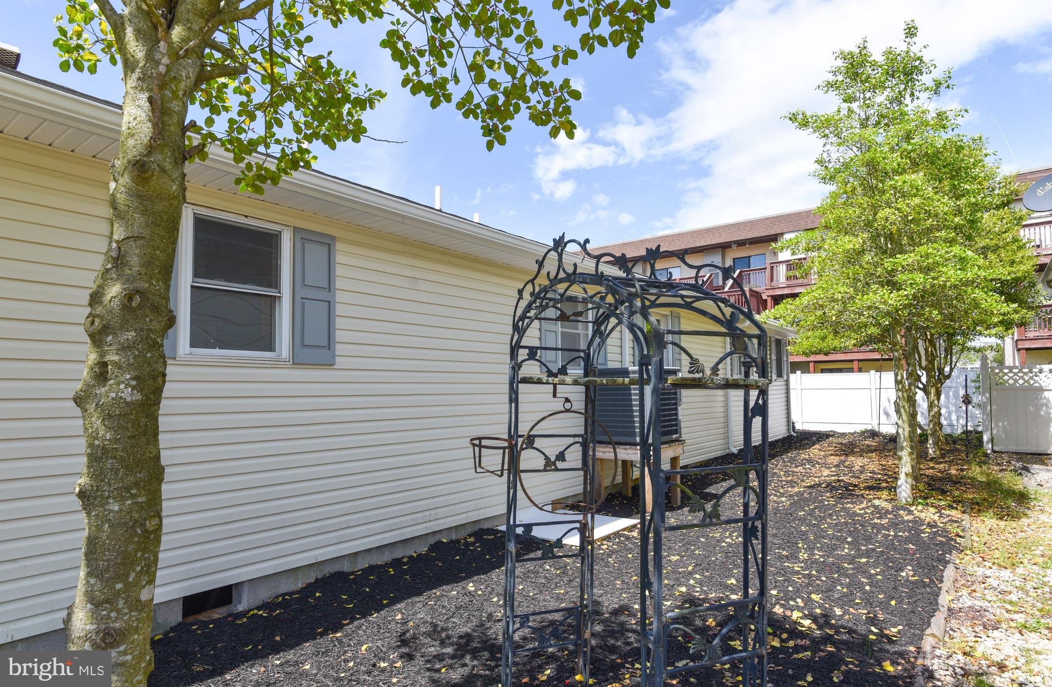 714 Anchor Chain Road Ocean City, MD 21842 - Photo 4 of 28 Gallery Image 4
