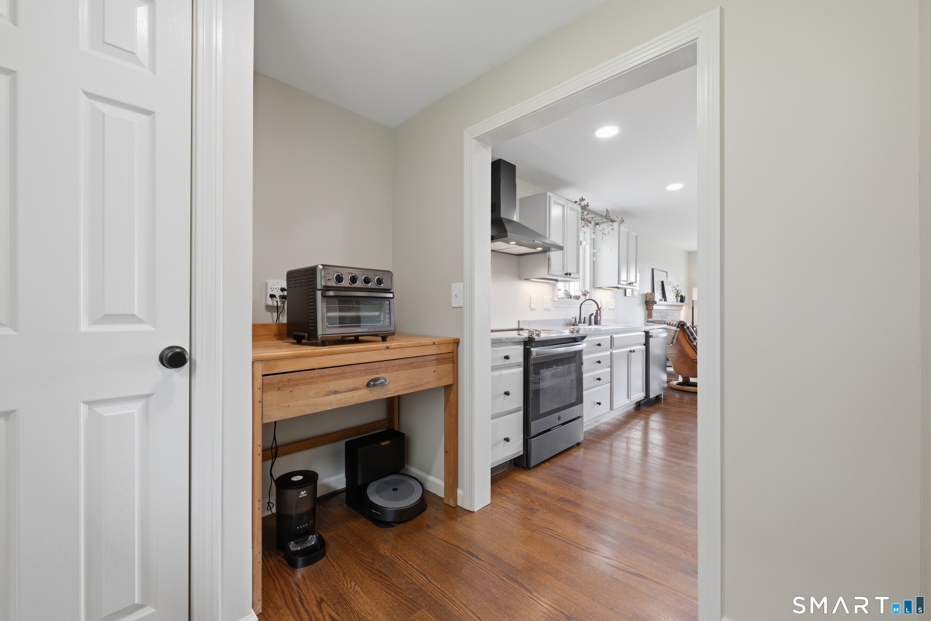 78 Farm Hill Road Meriden, CT 06451 - Photo 11 of 37