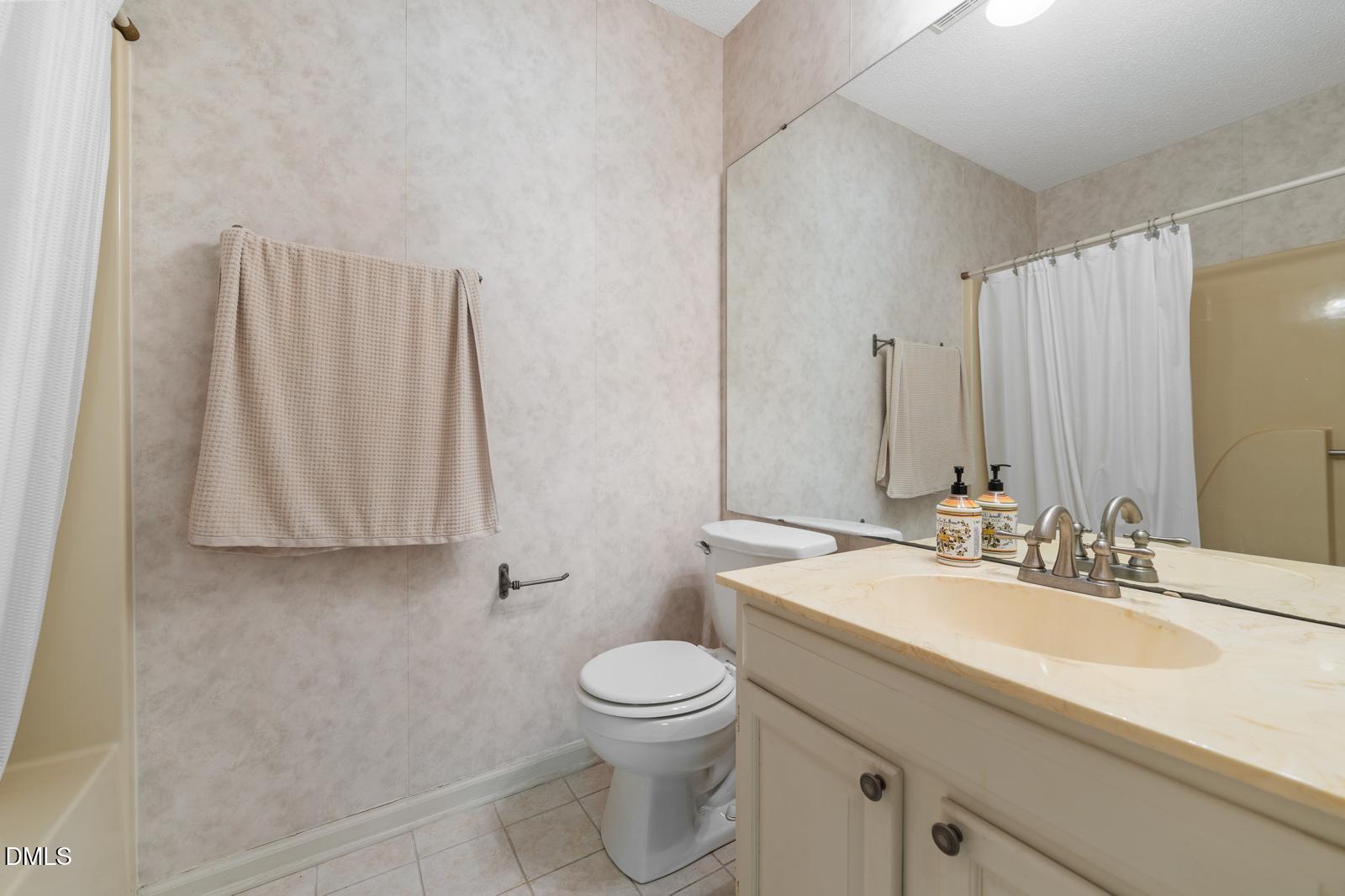 314 Hunters Crossing Cary, NC 27518 - Photo 18 of 23 16
