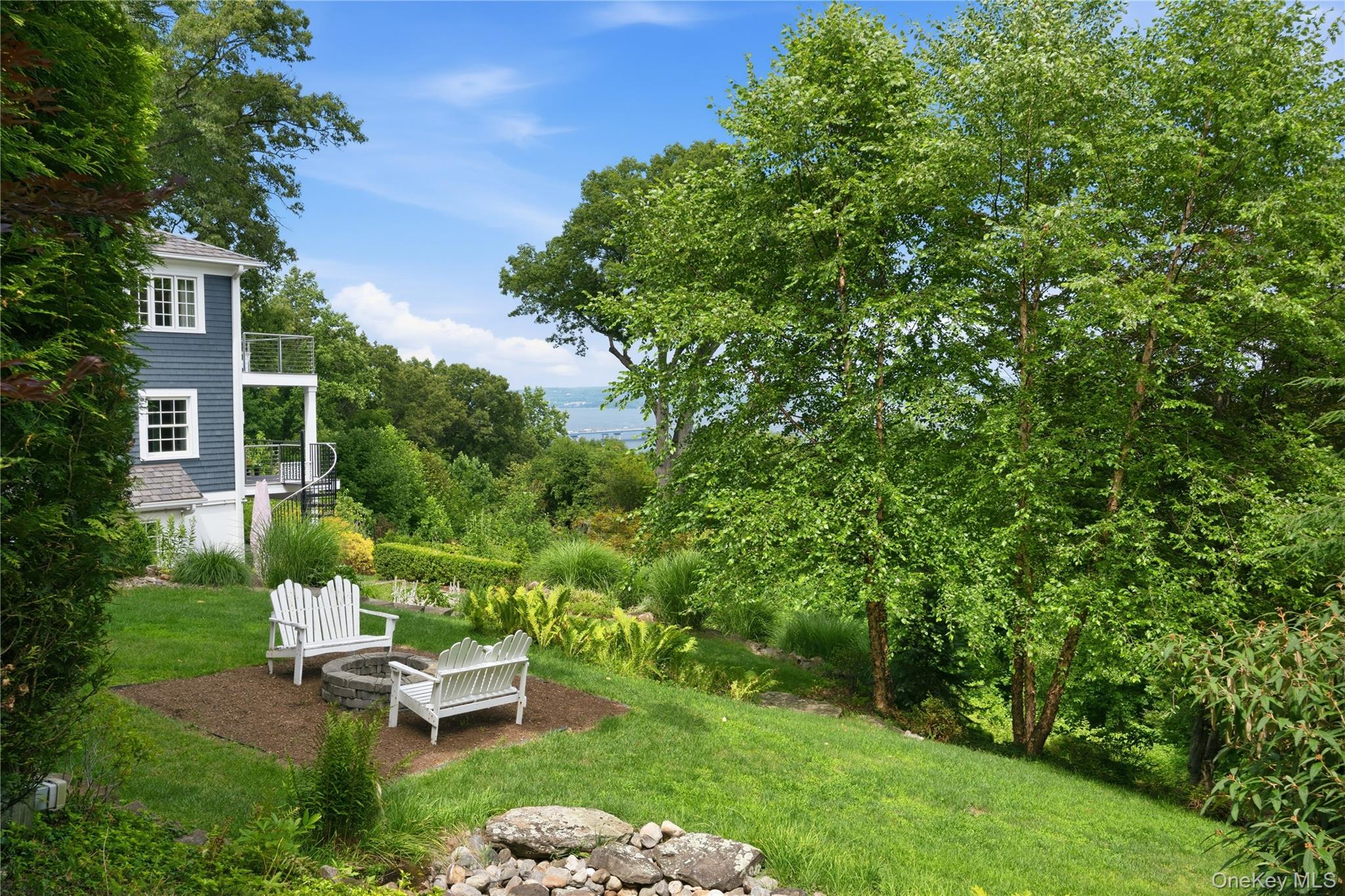 897 Rte 9W Nyack, NY 10960 - Photo 40 of 50