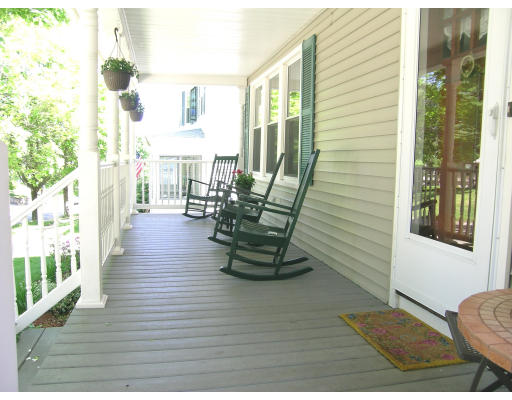 89 Beech Street Clinton, MA 01510 - Photo 3 of 22 Gallery Image 3