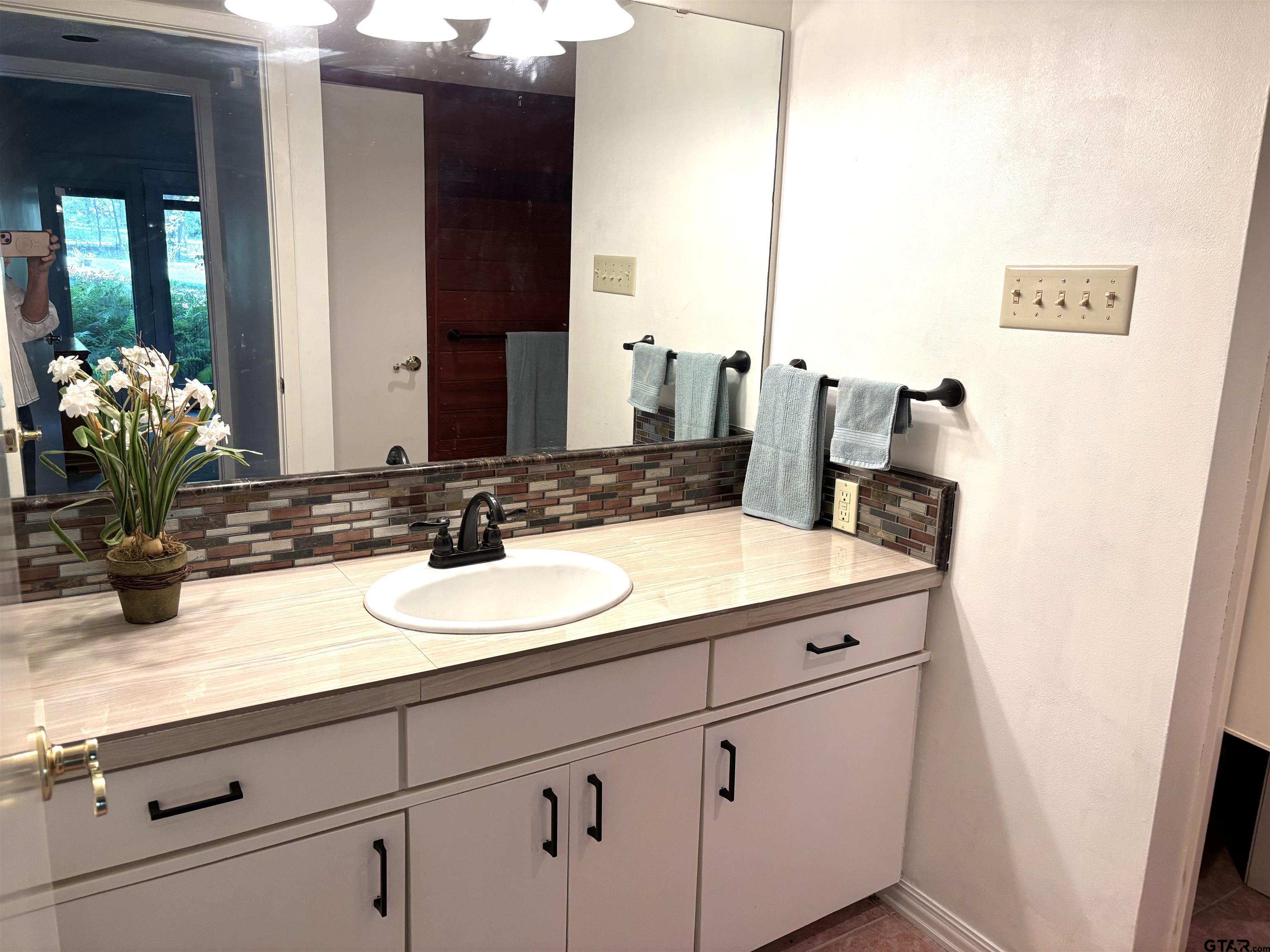 20868 Bay Shore Drive Flint, TX 75762 - Photo 11 of 24