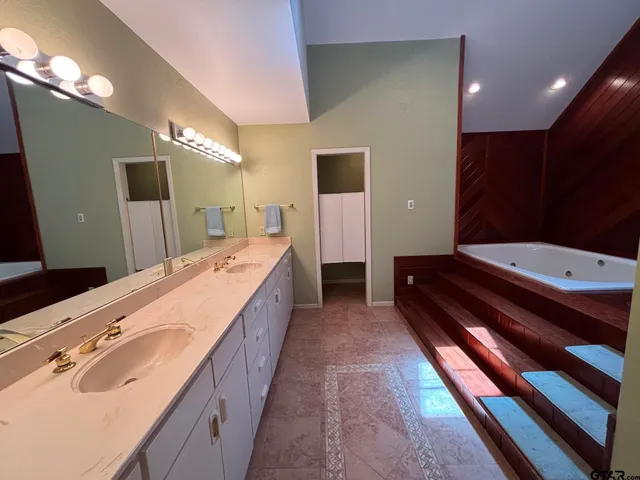 $4,400 | 20868 Bay Shore Drive, Flint, TX 75762