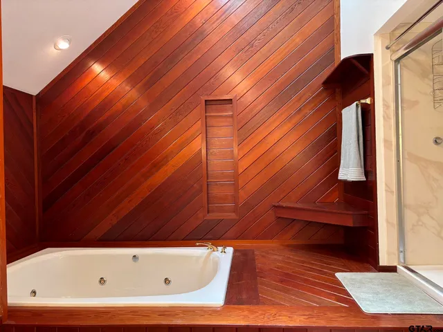 $4,400 | 20868 Bay Shore Drive, Flint, TX 75762