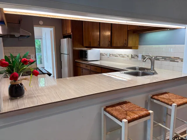 $4,400 | 20868 Bay Shore Drive, Flint, TX 75762