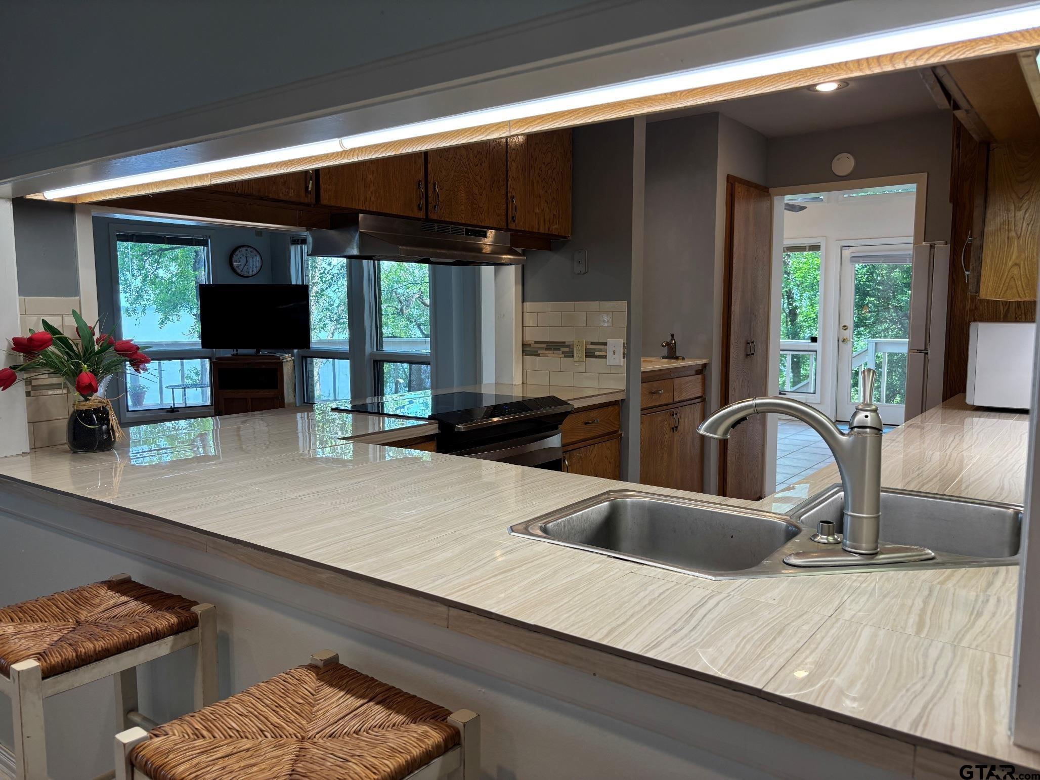 20868 Bay Shore Drive Flint, TX 75762 - Photo 6 of 24