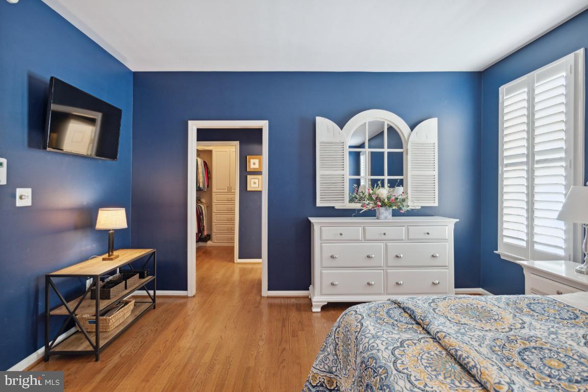 13554 Ryton Ridge Lane Gainesville, VA 20155 - Photo 17 of 41 Primary Bedroom