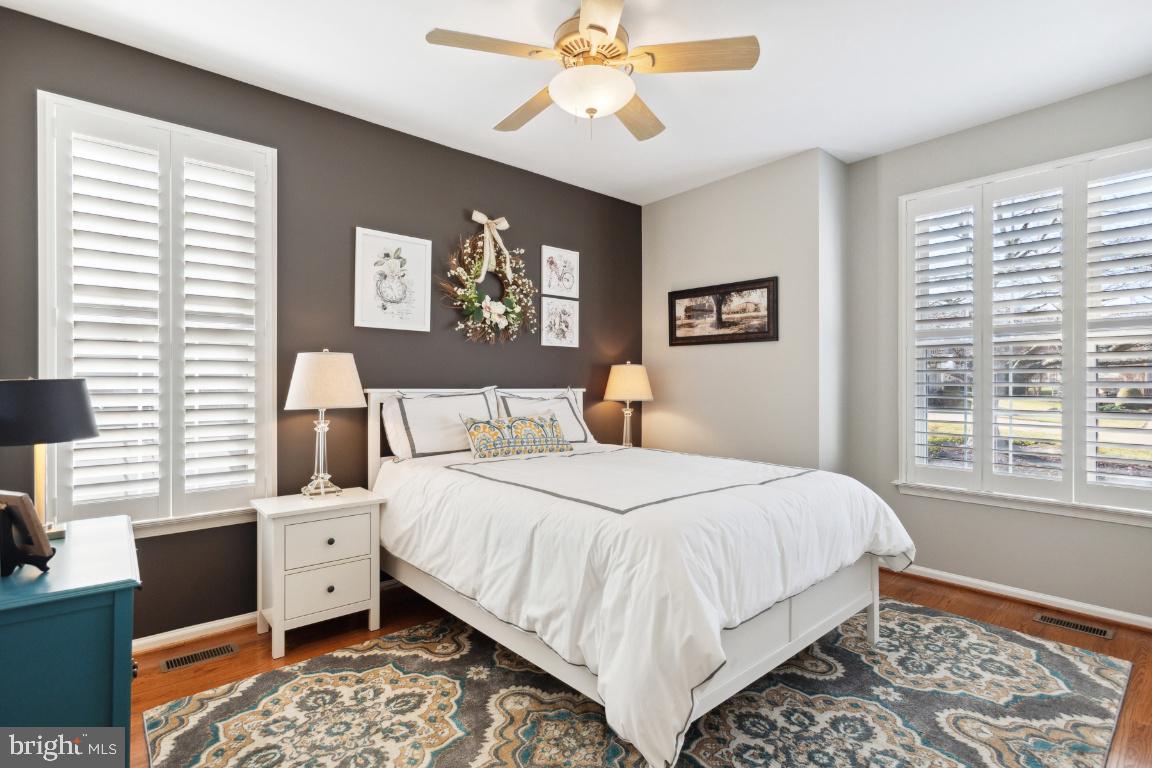 13554 Ryton Ridge Lane Gainesville, VA 20155 - Photo 21 of 41 Second Main Level Bedroom