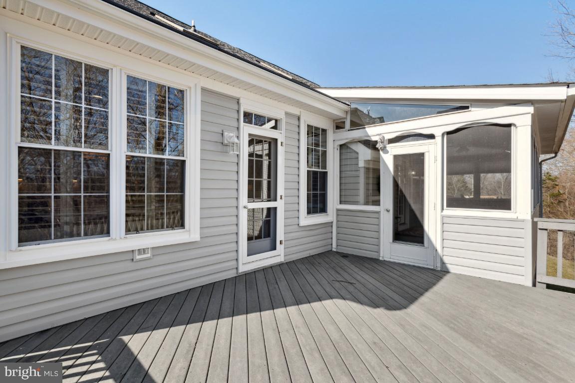 13554 Ryton Ridge Lane Gainesville, VA 20155 - Photo 34 of 41 Deck