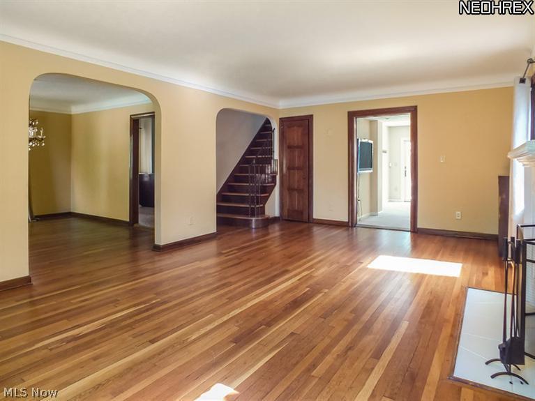 2451 Dysart Road Cleveland, OH 44118 - Photo 6 of 20