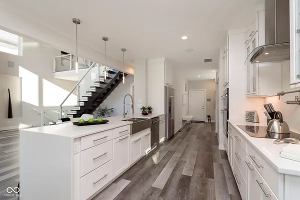 $8,900 | 429 West 86th Street, Indianapolis, IN 46260