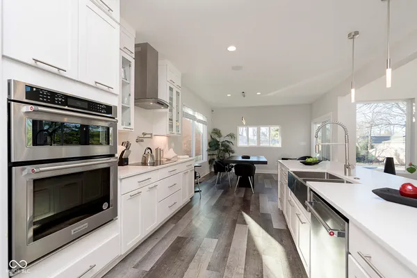 $8,900 | 429 West 86th Street, Indianapolis, IN 46260