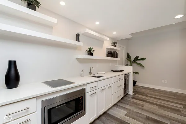 $8,900 | 429 West 86th Street, Indianapolis, IN 46260