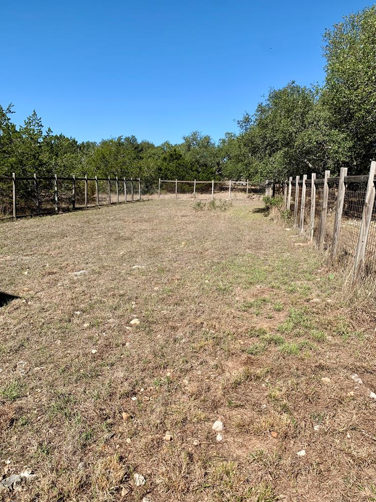 645 Deer Road Fredericksburg, TX 78624 - Photo 25 of 31 Gallery Image 25