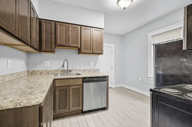 $1,099 | Undisclosed Address, Detroit, MI 48202